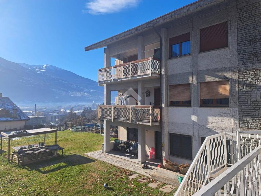 Appartamento a Saint-christophe in Località Condemine, 8 - Foto 2