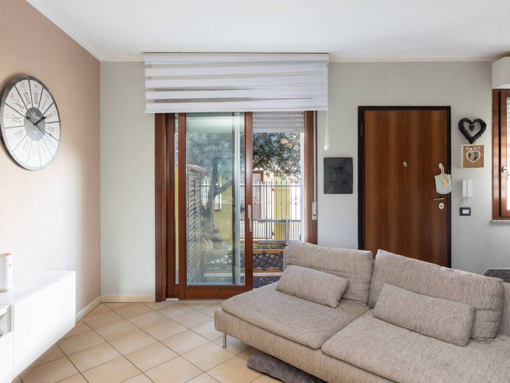 Villetta a schiera a Decimoputzu in Via Galileo Galilei - Foto 5