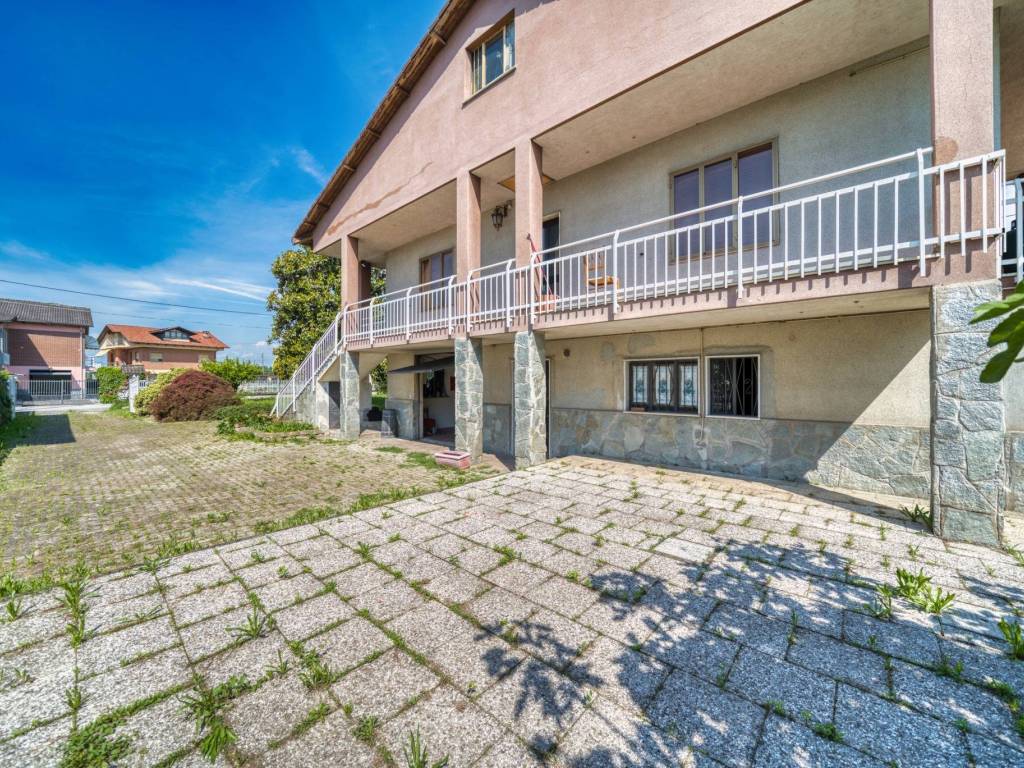 Villa a Bosconero in Via 4 Novembre, 12 - Foto 5