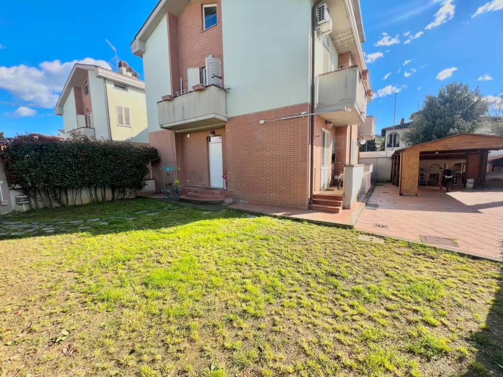 Appartamento a Montevarchi - Foto 2