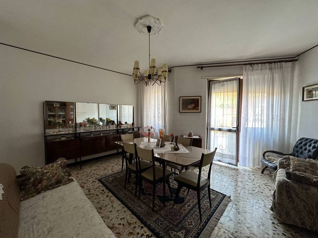 Appartamento a Canelli in Via Asti - Foto 2