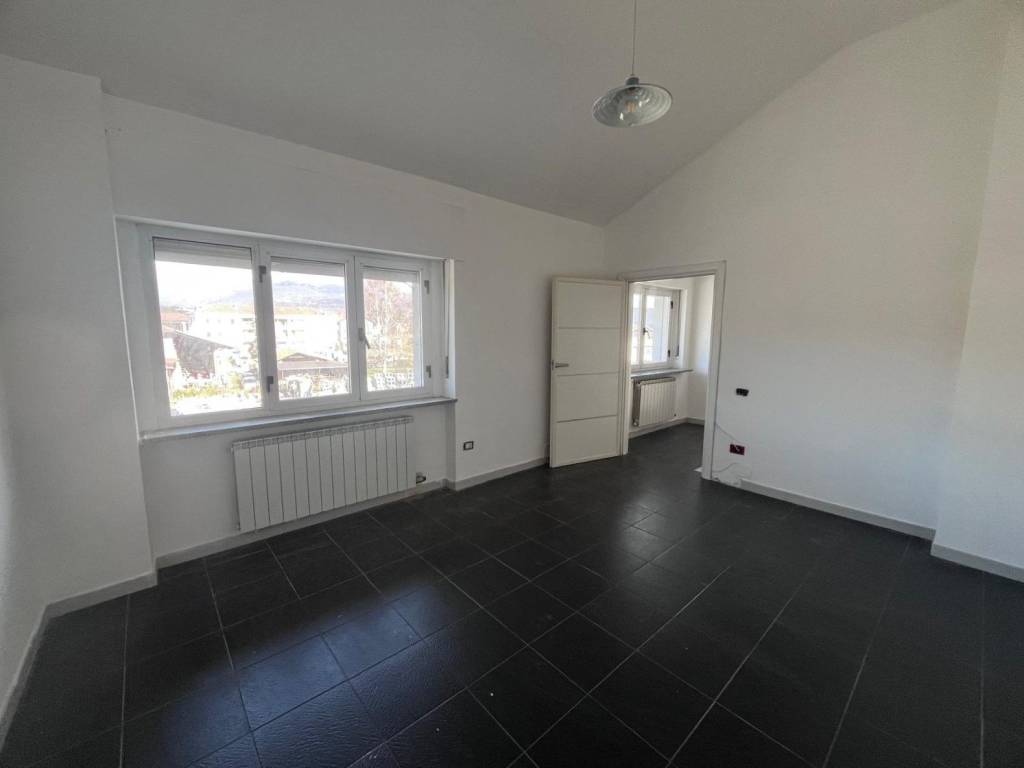 Appartamento a Ivrea in Via Torino - Foto 4