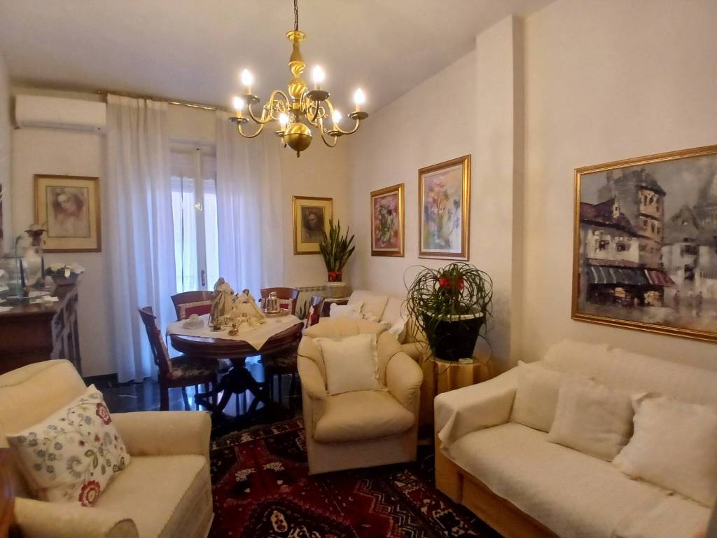 Appartamento a Albenga in Via Niccolari - Foto 2