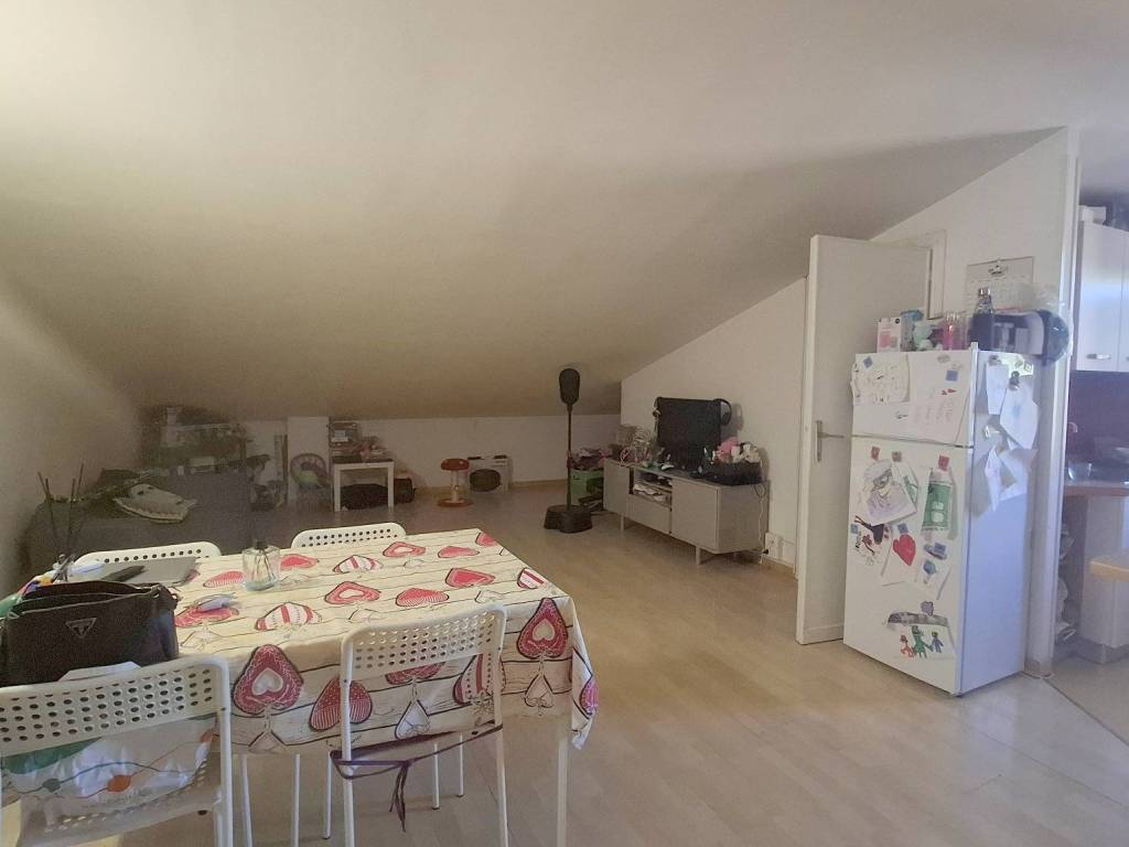 Attico / mansarda a Perugia in Via Ferdinando Gregorovius, 58 - Foto 3