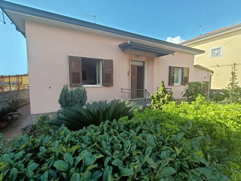 Villa a Castelnuovo magra - Foto 2