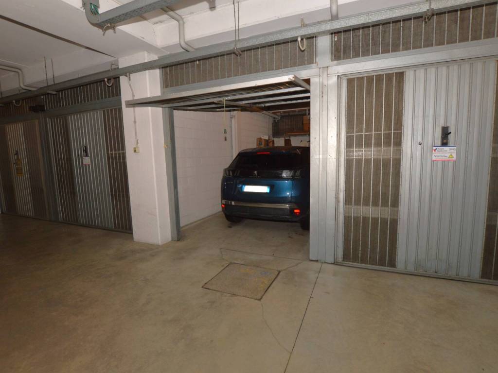 Box / garage a Casalecchio di reno in Via Ettore Cristoni, 60 - Foto 2