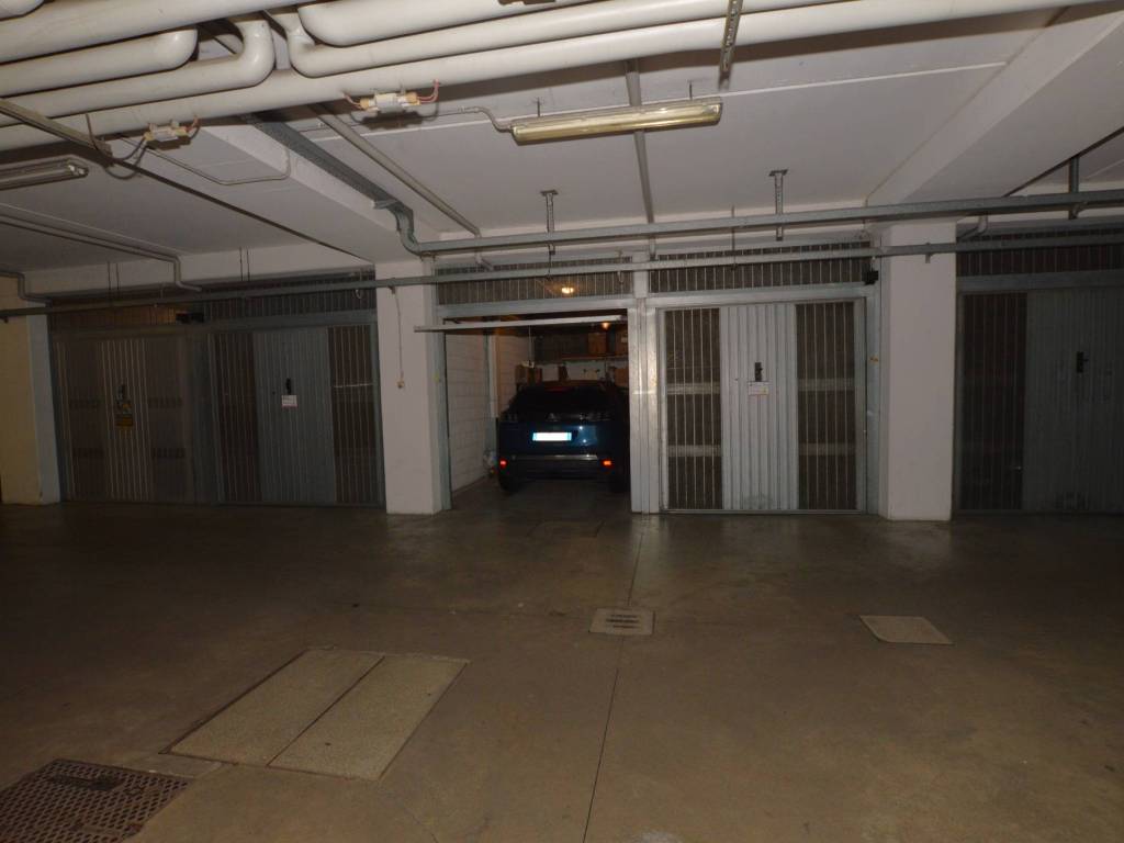 Box / garage a Casalecchio di reno in Via Ettore Cristoni, 60 - Foto 3