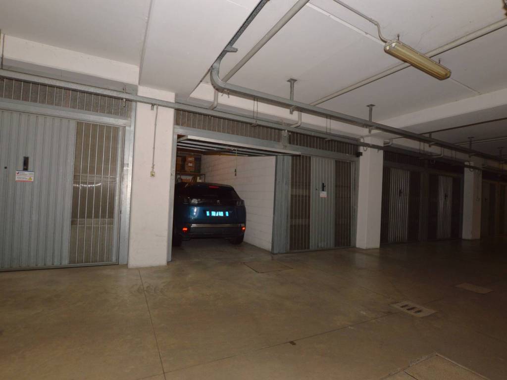 Box / garage a Casalecchio di reno in Via Ettore Cristoni, 60 - Foto 4