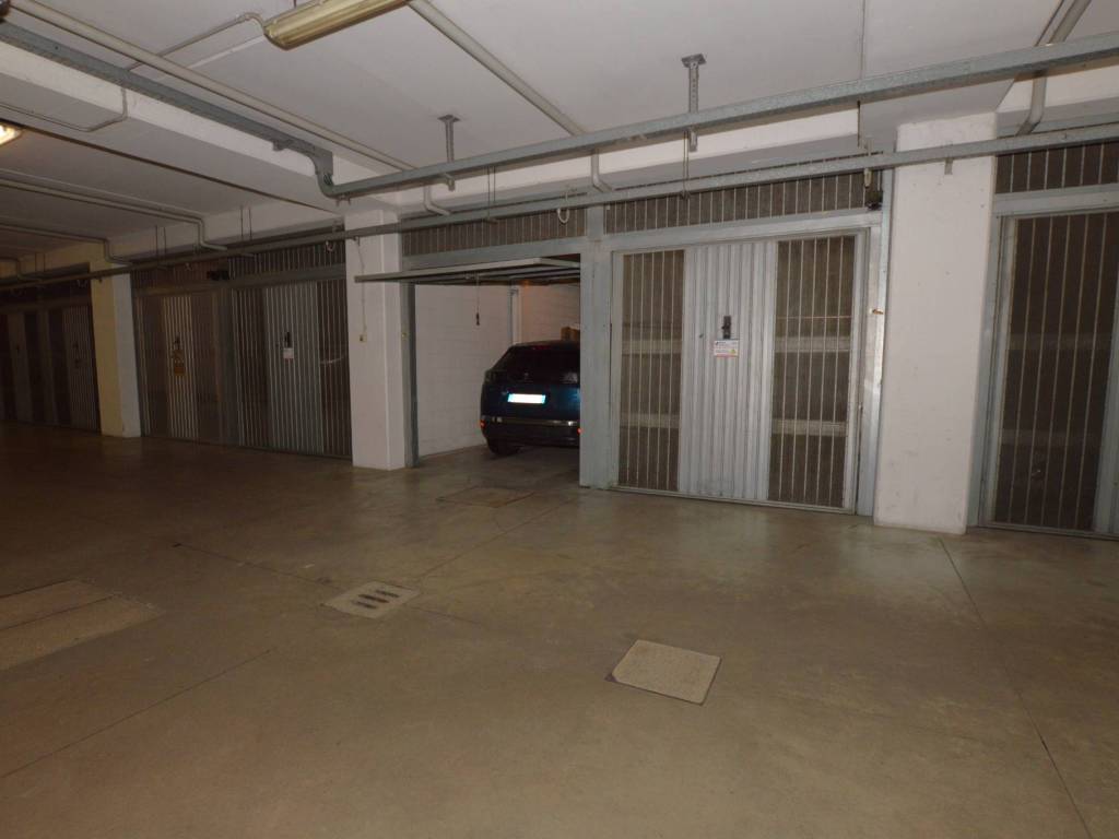 Box / garage a Casalecchio di reno in Via Ettore Cristoni, 60 - Foto 5
