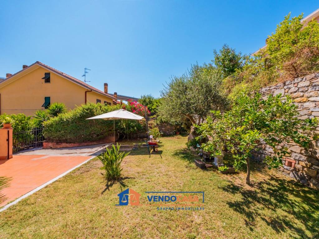 Appartamento a Imperia in Via Argine Destro F. Scajola, 457 - Foto 3