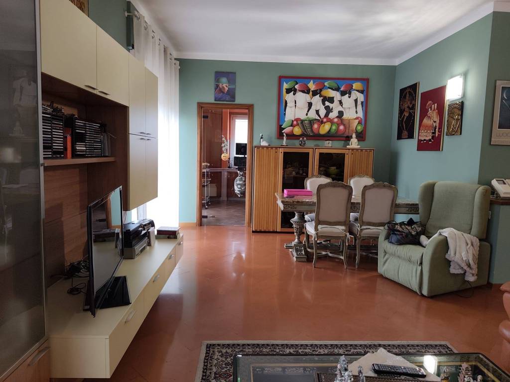 Appartamento a Borgaro torinese in Via Romagna, 10 - Foto 3