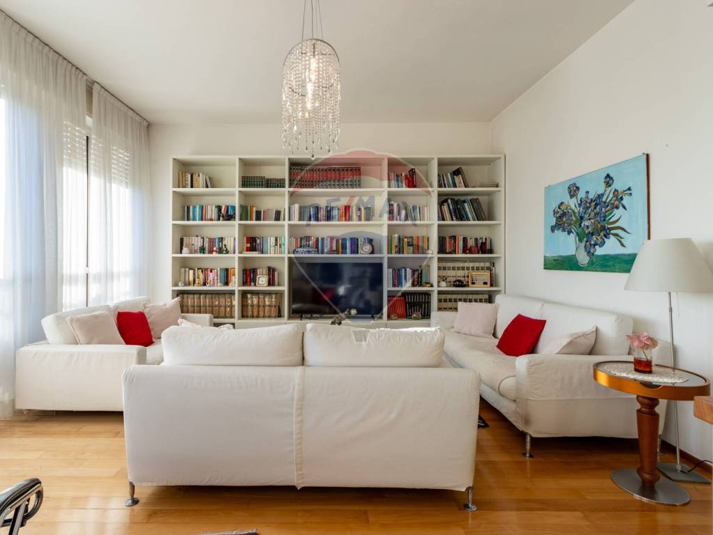 Appartamento a Seregno in Galleria John Fitzgerald Kennedy, 10 - Foto 2