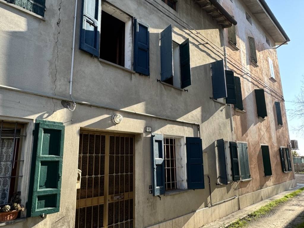 Villetta a schiera a Correggio in Via Mandrio - Foto 2