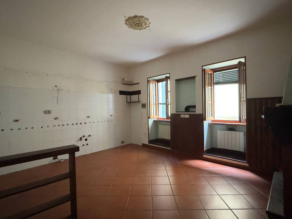 Appartamento a Pescia in Via Giovanni Pacini - Foto 3