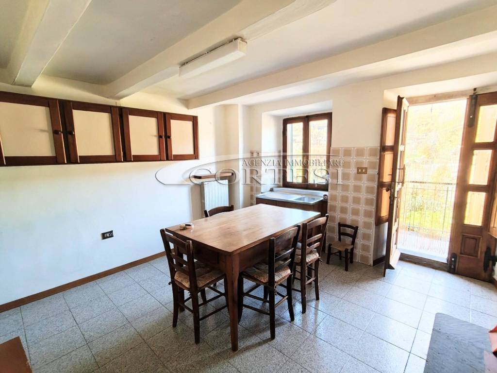 Appartamento a Caprese michelangelo in VIA DEL CASATO, 637 - Foto 2