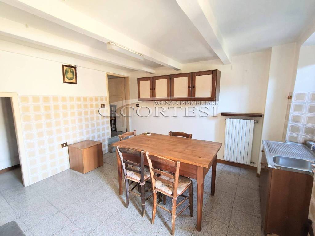 Appartamento a Caprese michelangelo in VIA DEL CASATO, 637 - Foto 3