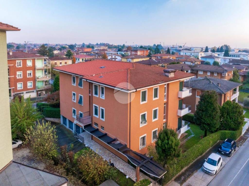 Appartamento a Rezzato in Via Donizetti, 3 - Foto 2