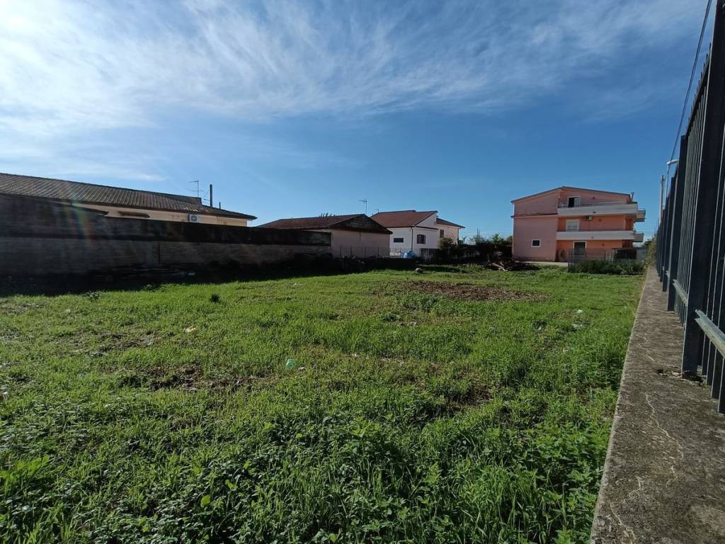 Terreno a Cancello ed arnone - Foto 2