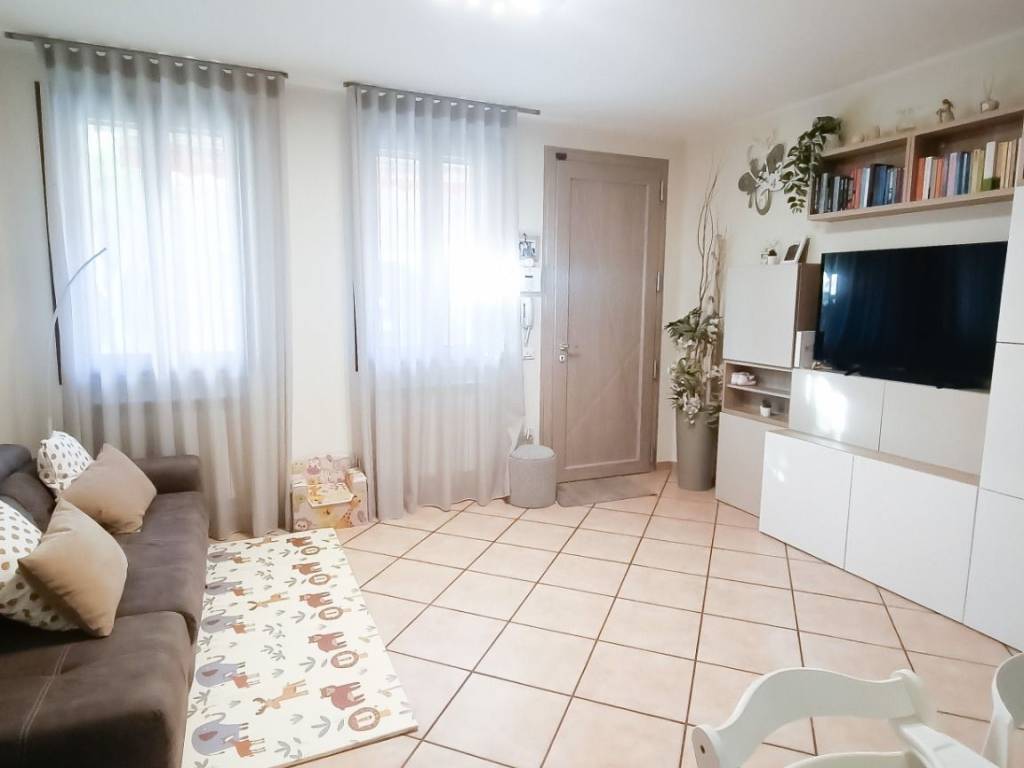 Casa indipendente a Corbola in Via Pietro Nenni, 112 - Foto 4