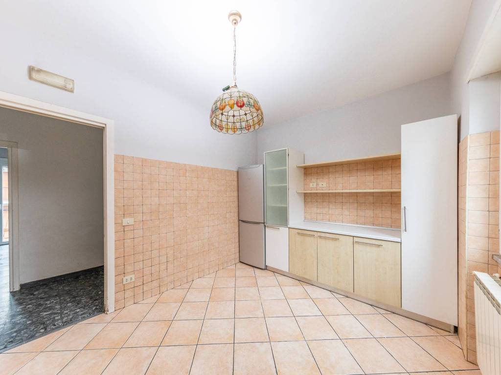 Appartamento a Monterotondo in Via Giuseppe Di Vittorio - Foto 5