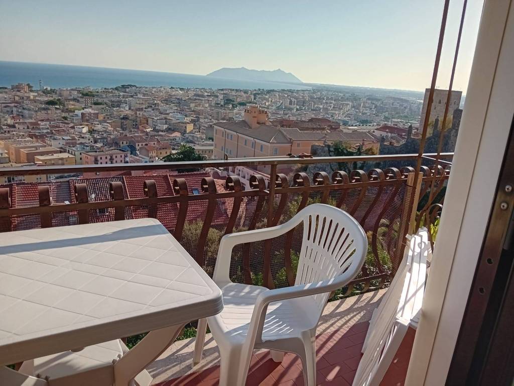 Appartamento a Terracina in Via Anxur, 124 - Foto 3