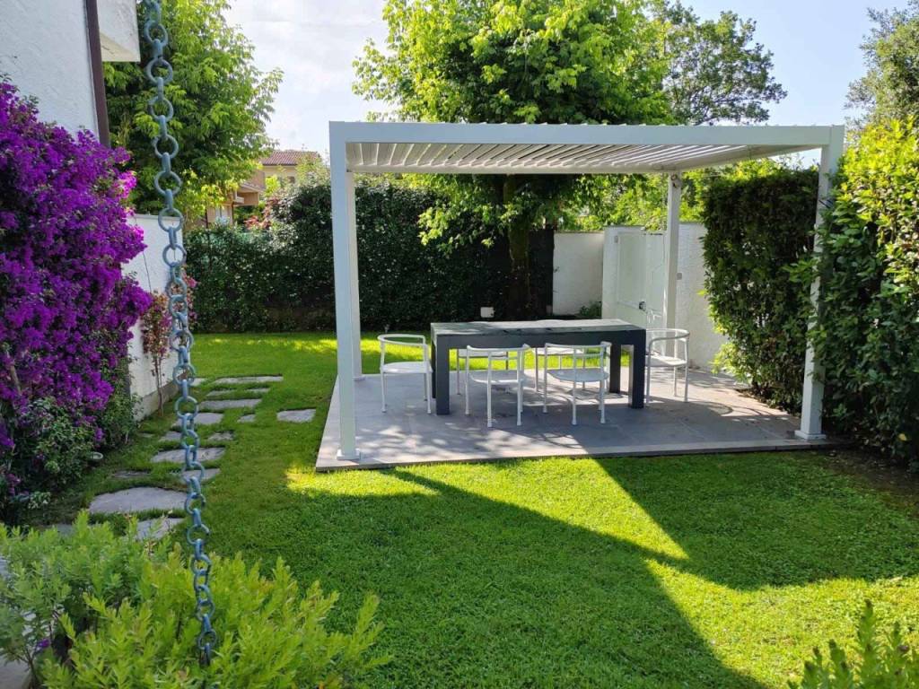 Villa a Forte dei marmi in Via de Grada - Foto 4