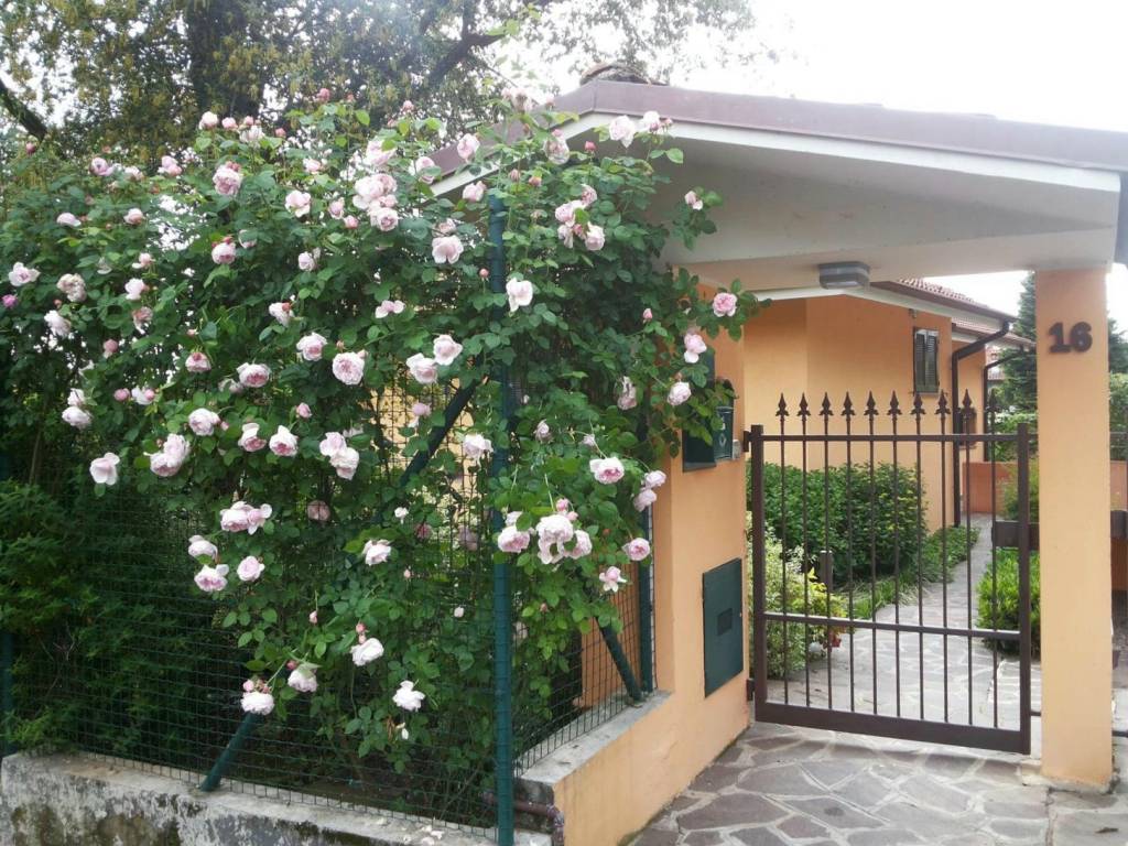 Villa a Camparada in Via Monviso, 16 - Foto 3