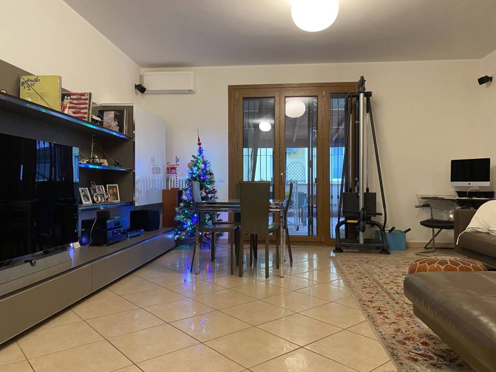 Appartamento a Rimini in Via Covignano, 73 - Foto 3