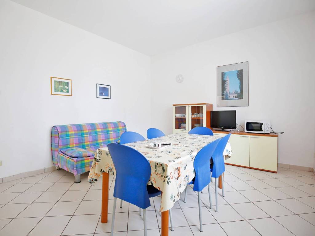 Appartamento a Comacchio in Via Edmondo De Amicis, 18 - Foto 4