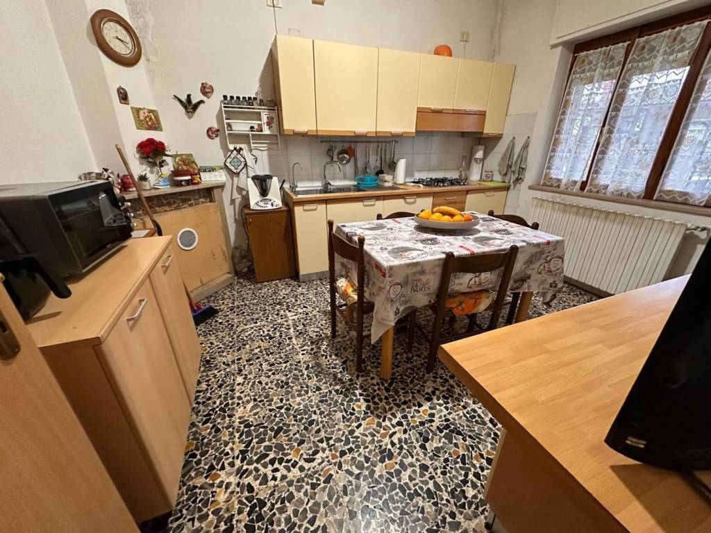Casa indipendente a Avezzano in Via Caruscino, 114 - Foto 2