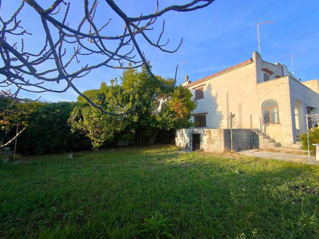 Villa a Cerveteri in Via dei Volsci - Foto 4