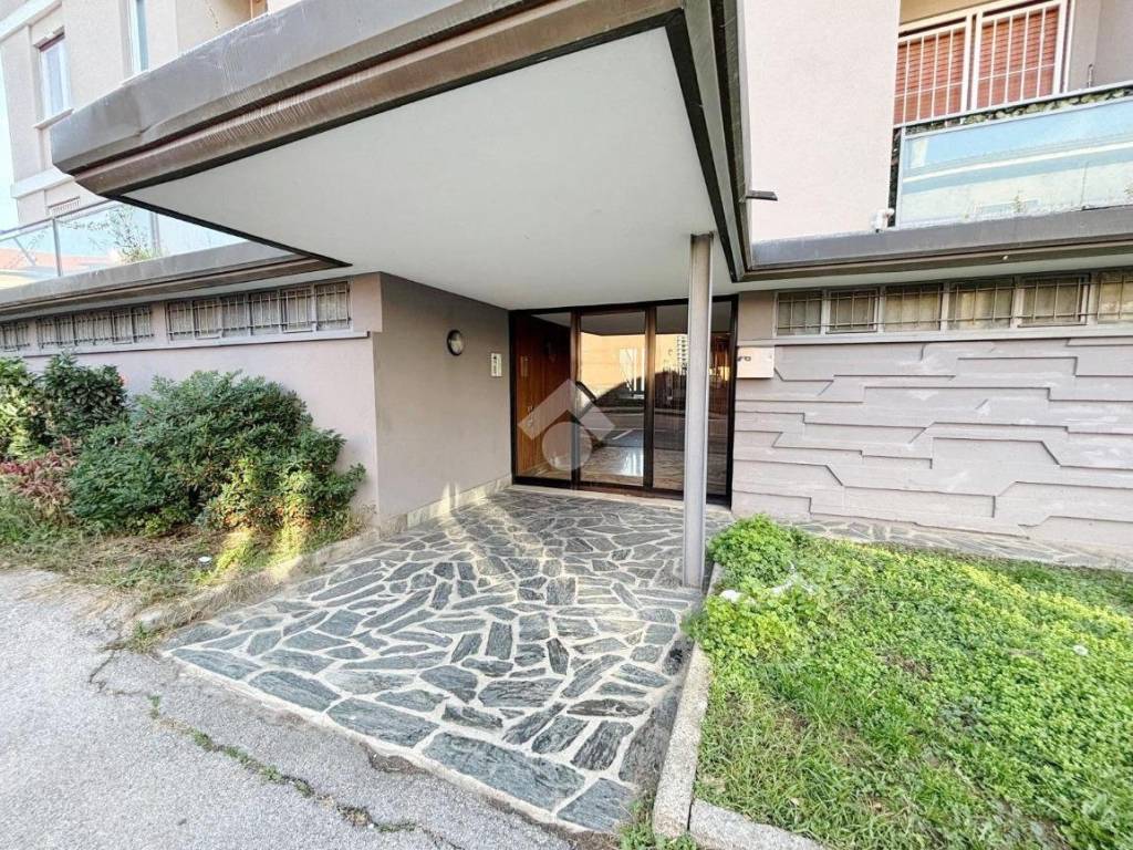 Appartamento a Lissone in Via Gen. A. Cantore, 16 - Foto 5