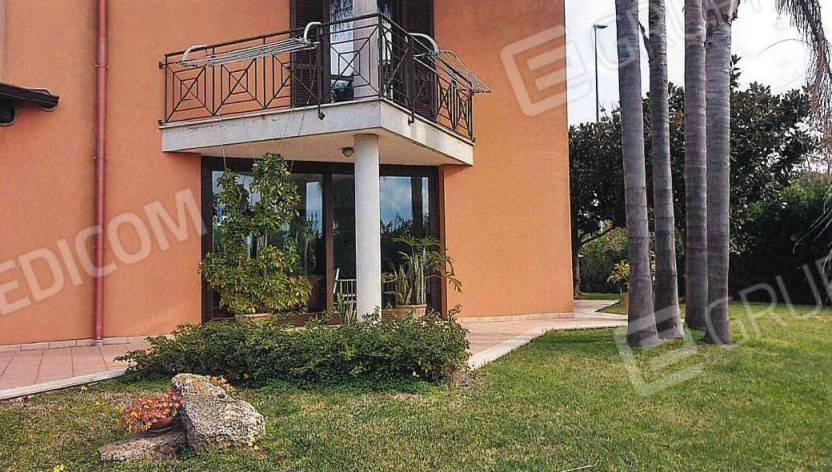 Villa a Matino in Via Campania, 7 - Foto 2