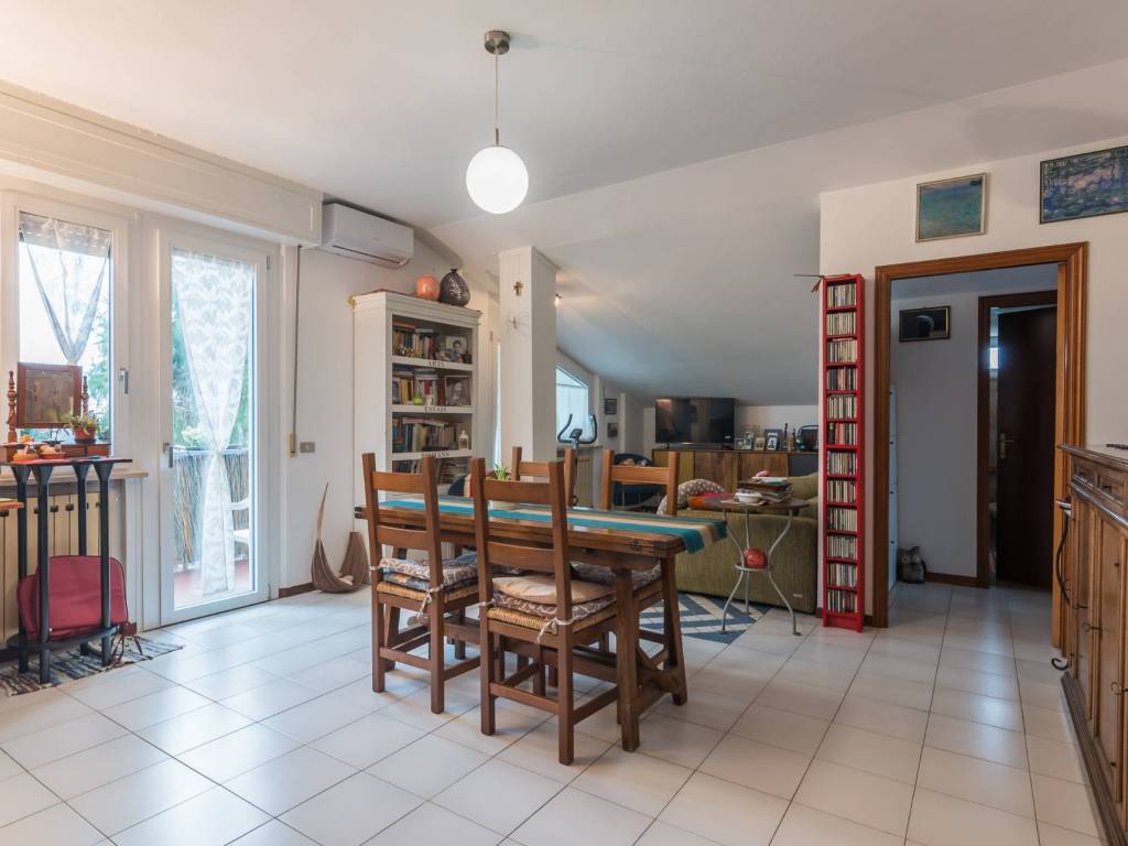 Appartamento a Cattolica in Via Viole - Foto 2