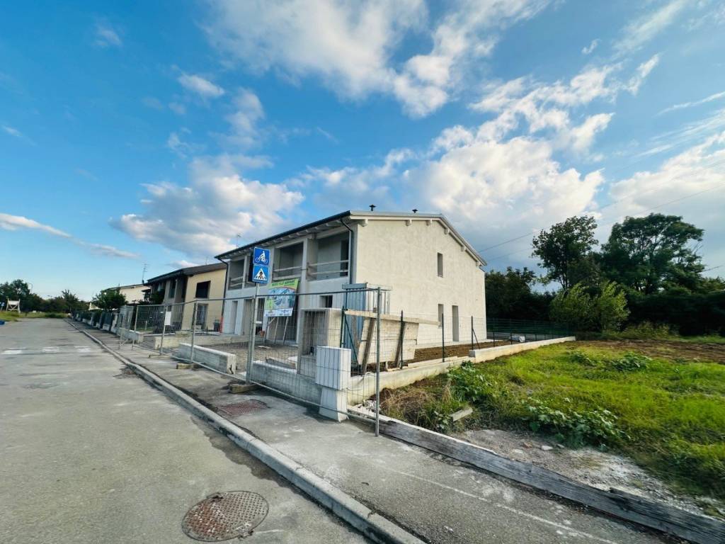 Villa a Reggio emilia in Via Italo Svevo - Foto 4