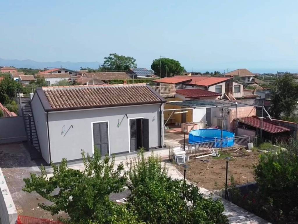 Villa a Acireale in Via Cordovado, 138 - Foto 2