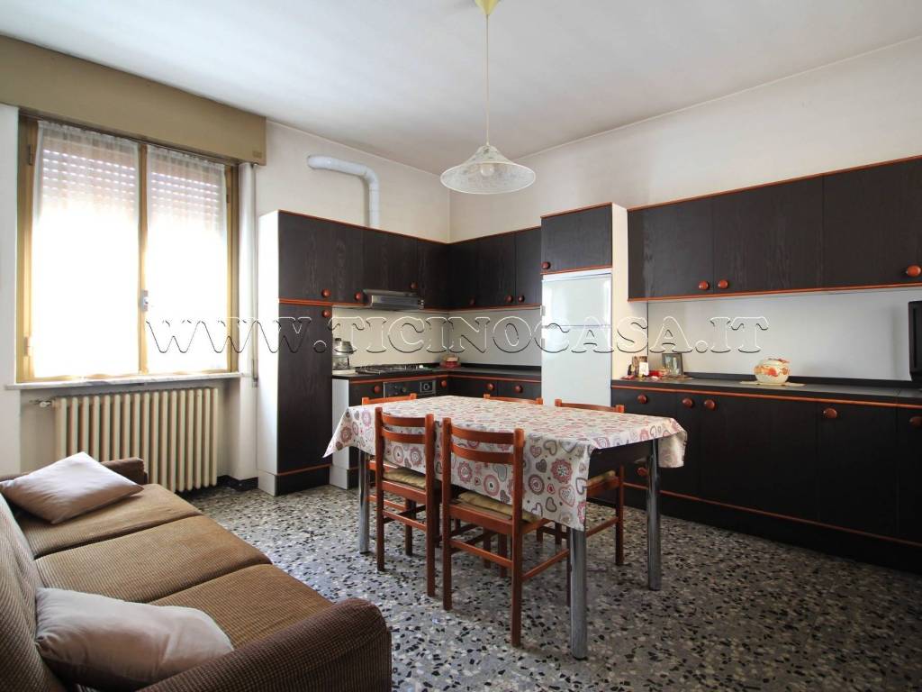Villa a Marcallo con casone in Via Giulio Verne - Foto 3