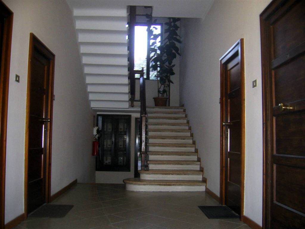 Appartamento a Mantova in Viale Carso, 5 - Foto 2