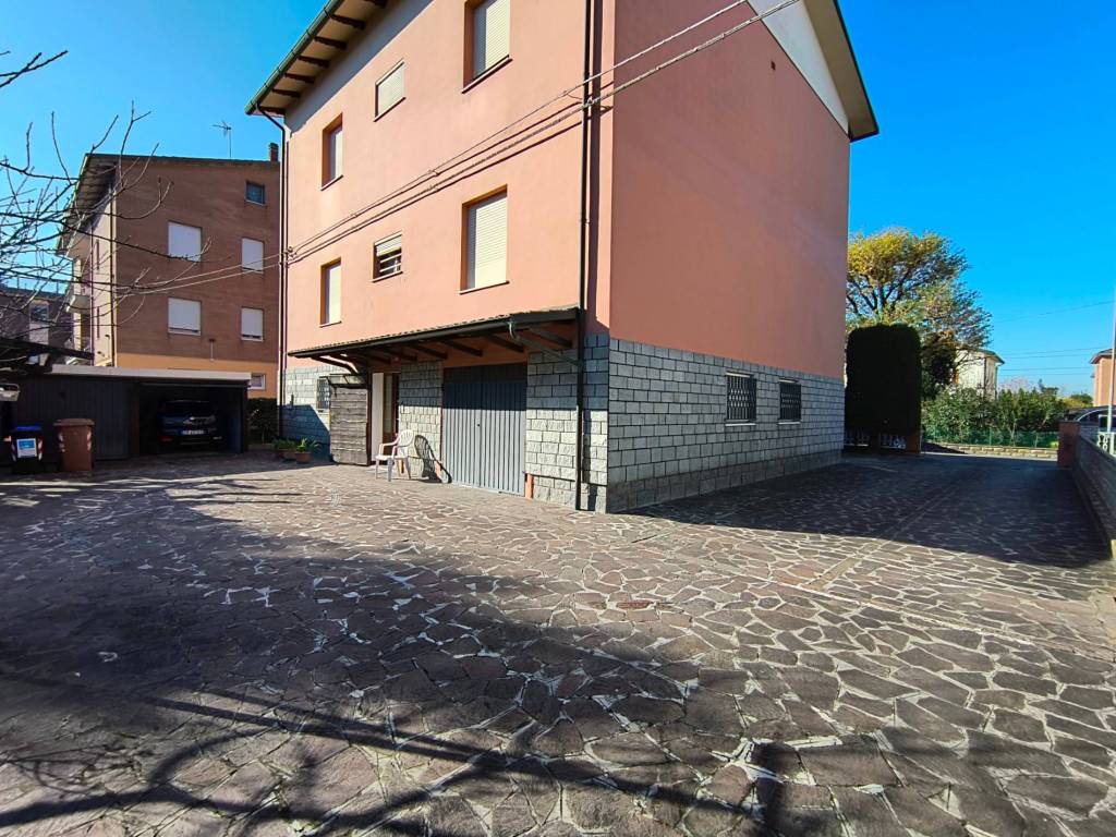 Villa a Ravarino in Via Giuseppe Verdi - Foto 4