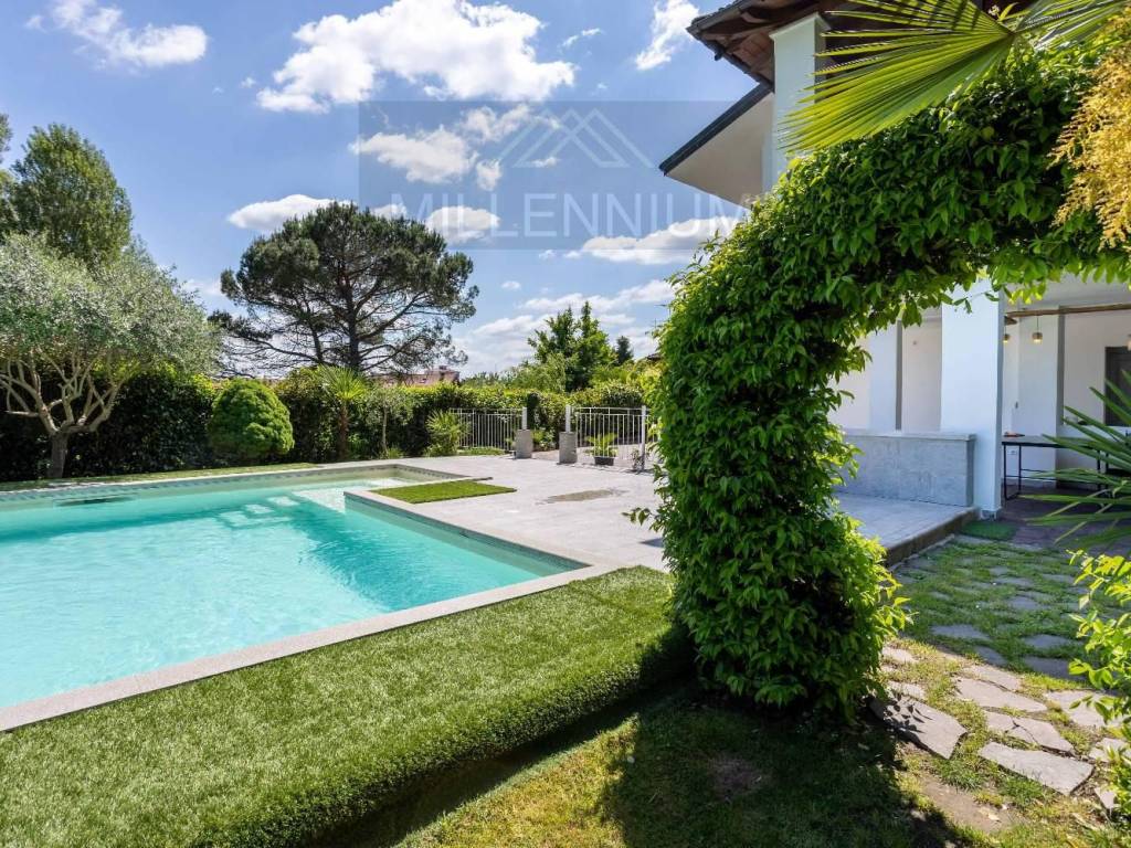 Villa a Dormelletto - Foto 2