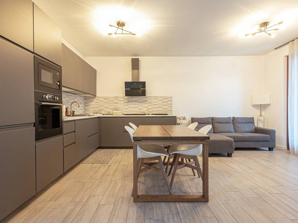 Appartamento a Villafranca di verona in Via Arduini - Foto 2