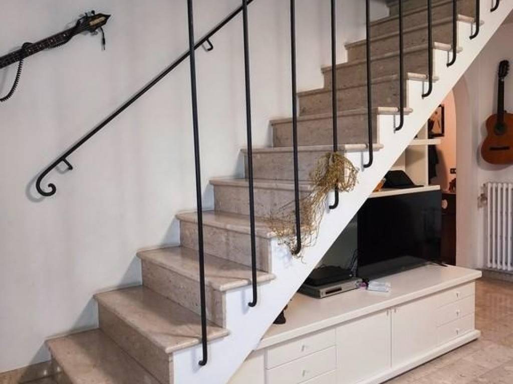 Villa a Castelnuovo magra in Via della Pace - Foto 4
