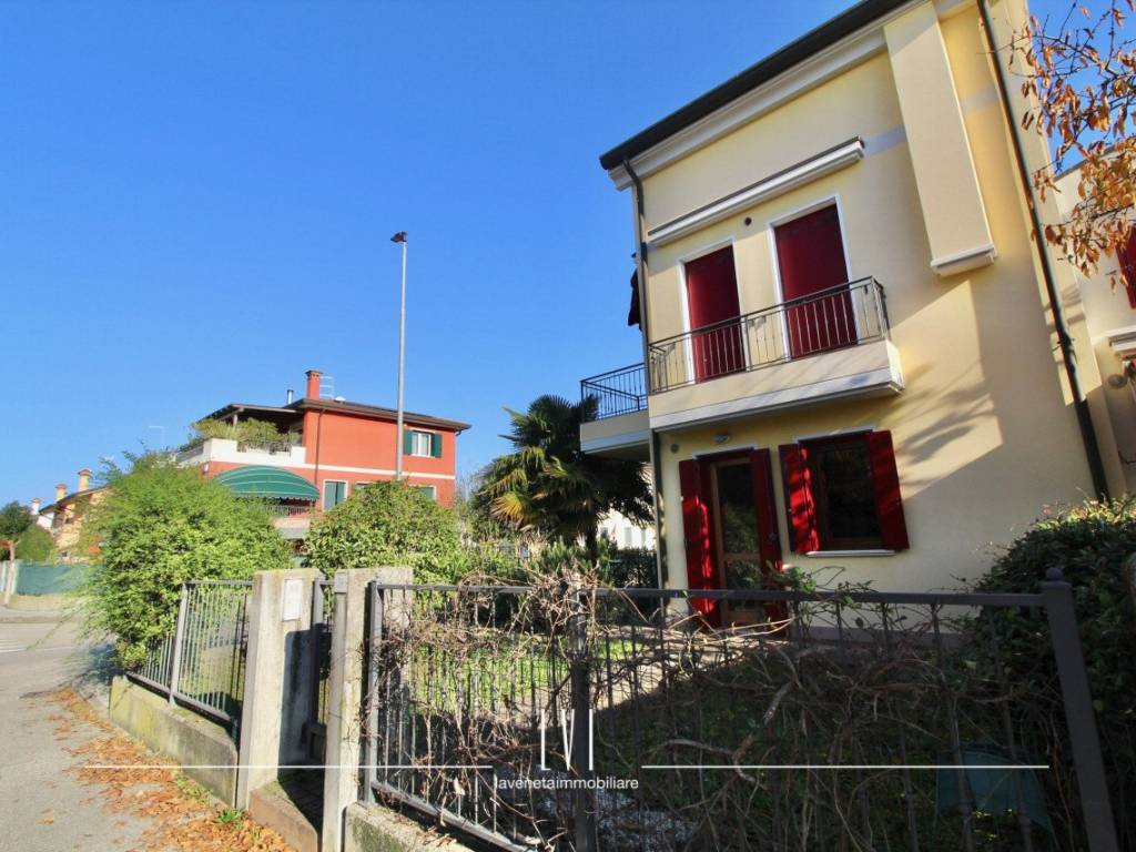 Appartamento a San donà di piave in Via Monsignor Oscar Amulfo Romero, 31 - Foto 2