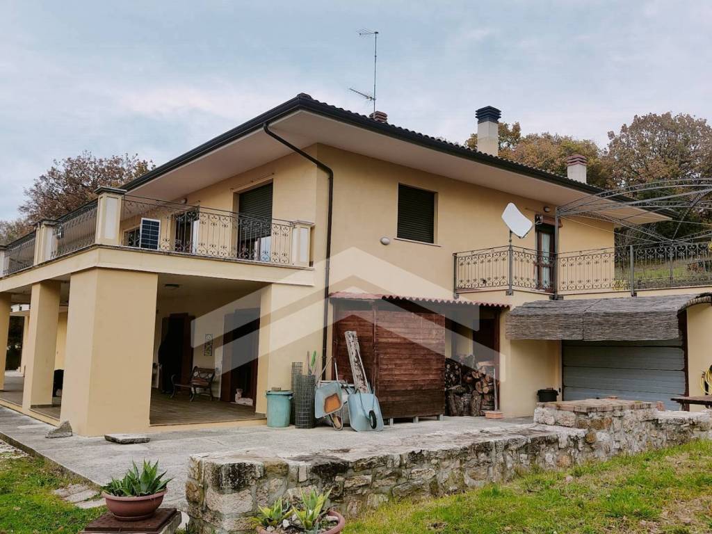Villa a Oratino in C.da Fontenuova - Foto 2