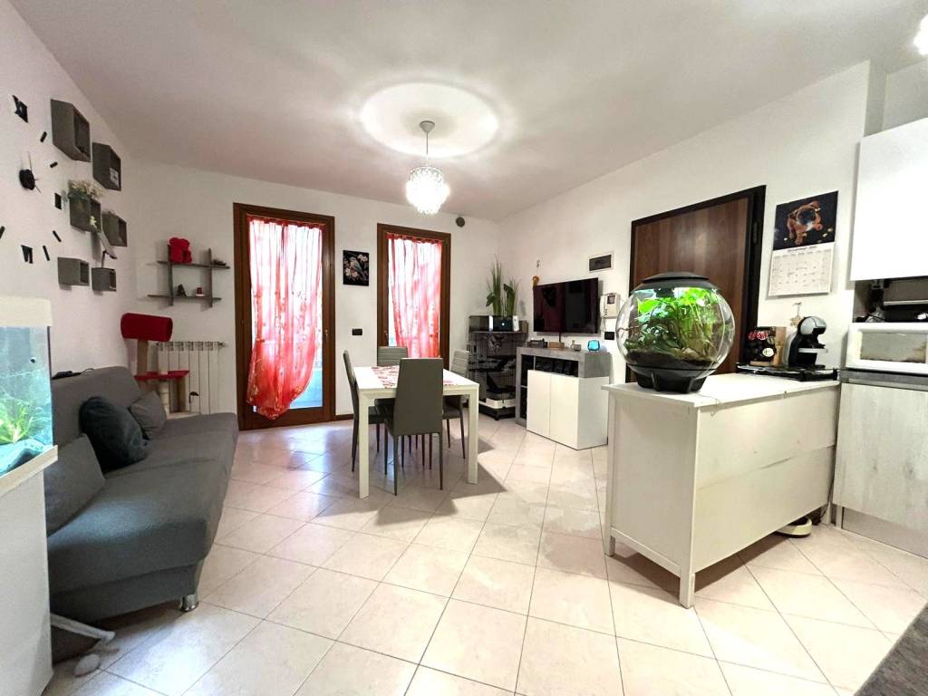 Appartamento a Mira in Via Enrico Toti, 59 - Foto 2