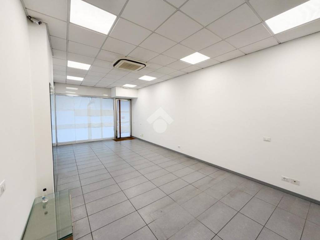 Immobile a Lecco in Viale Montegrappa, 10 - Foto 2