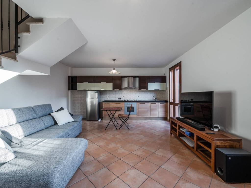 Appartamento a Cento in Via Venturoli, 19 - Foto 2