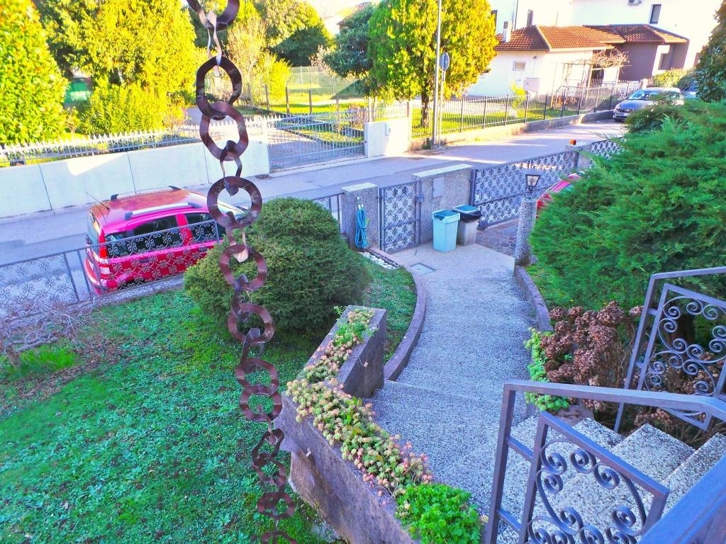 Villa a Tavagnacco in Via Montasio, 1 - Foto 3