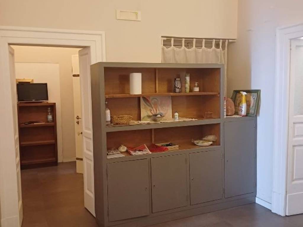 Appartamento a Taranto in Via Giuseppe De Cesare, 15 - Foto 4