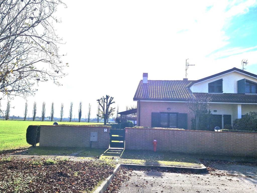 Villa a Ferrara in Via Lucio Mongardi, 33 - Foto 2